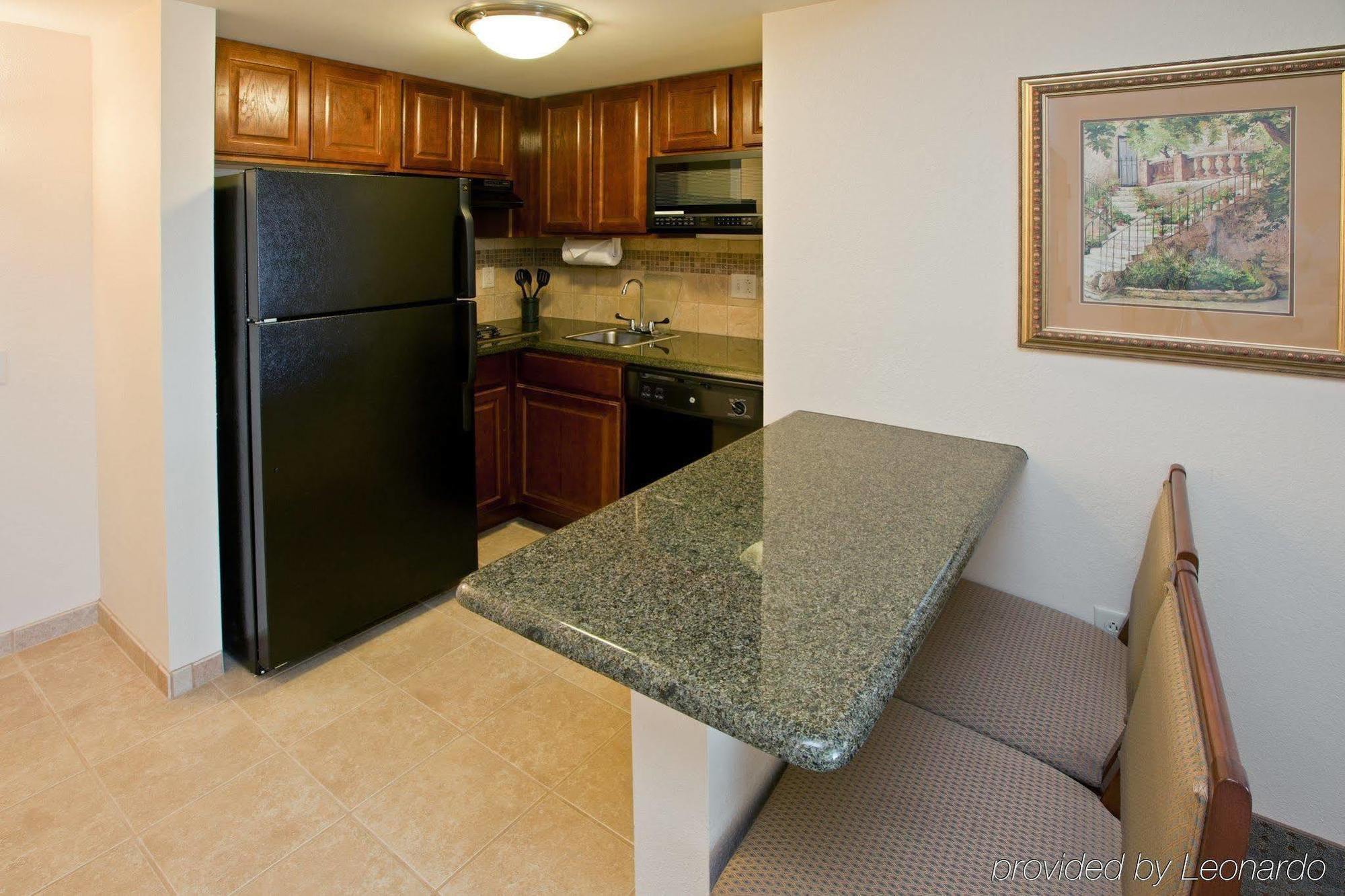 Staybridge Suites Indianapolis Downtown-Convention Center By Ihg Экстерьер фото