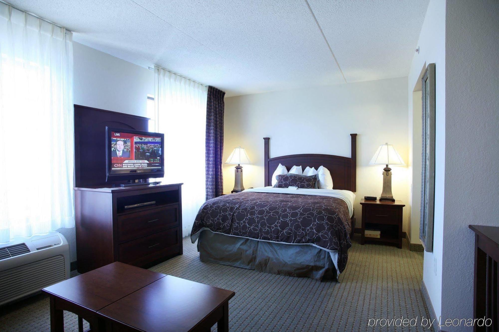 Staybridge Suites Indianapolis Downtown-Convention Center By Ihg Номер фото