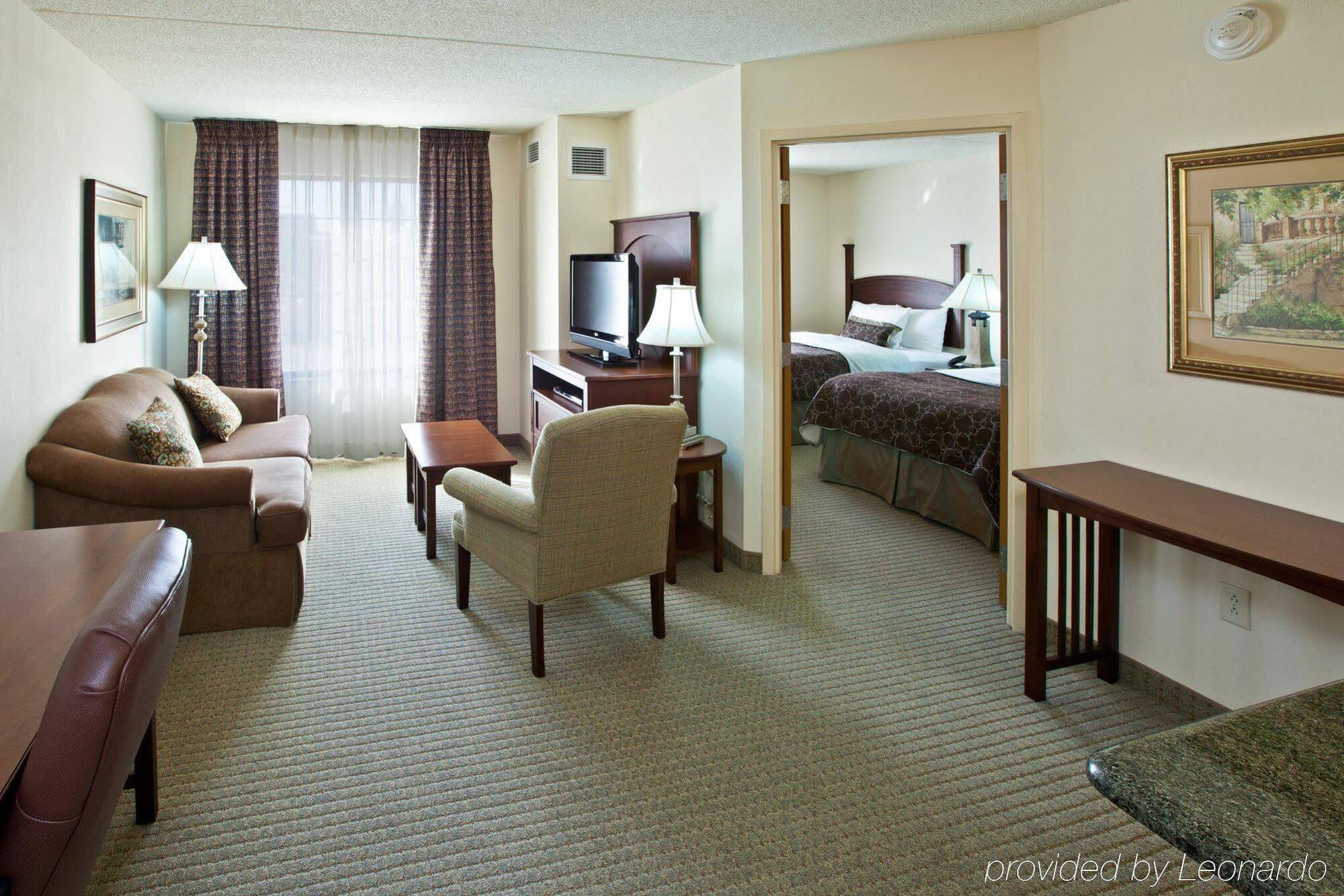 Staybridge Suites Indianapolis Downtown-Convention Center By Ihg Экстерьер фото